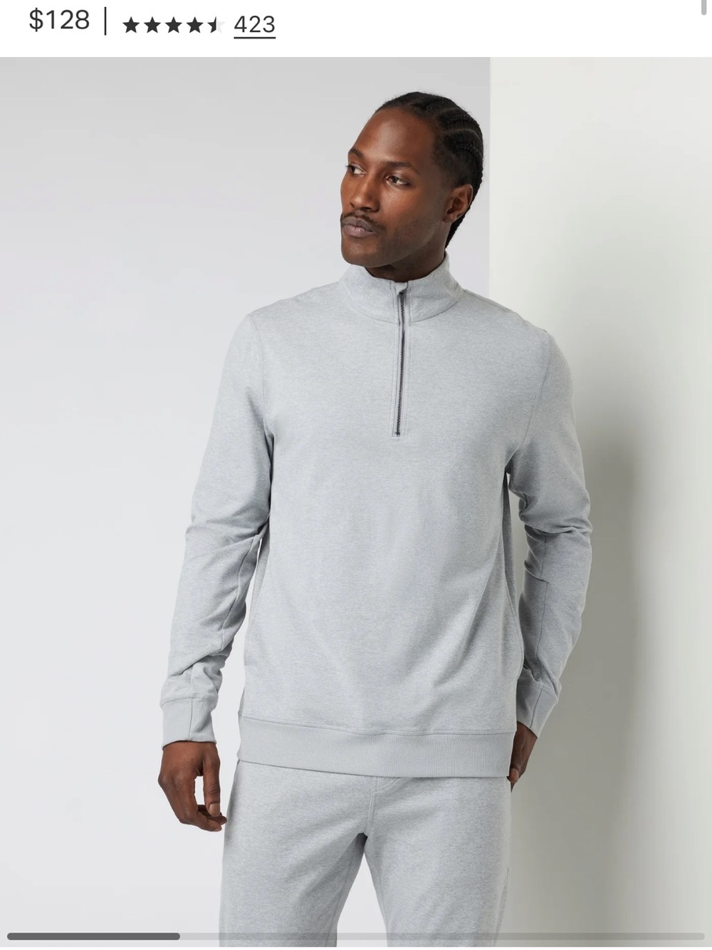 Vuori Light Heather Gray Pullover Top